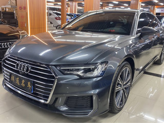 奥迪A6L 45TFSI 2.0T 自动 臻选动感型 