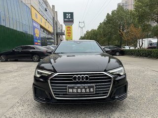 奥迪A6L 45TFSI 