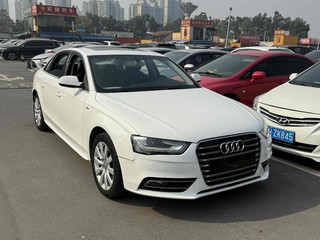 奥迪A4L 35TFSI 2.0T 自动 标准型 