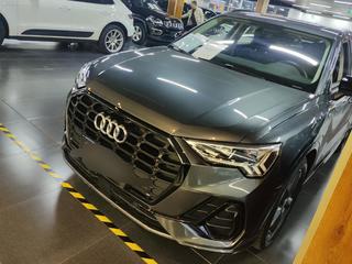 奥迪Q3 1.4T 时尚动感型 