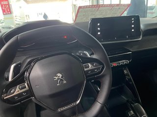 标致2008 1.2T 自动 THE-ONE 