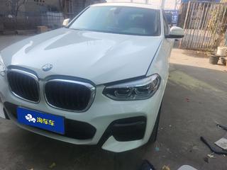 宝马X4 25i 2.0T 自动 M越野套装 