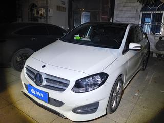 奔驰B级 B200 