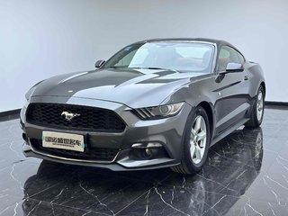 福特野马 2.3T 自动 性能版 
