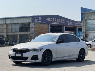 宝马3系 325Li 2.0T 自动 改款M运动曜夜套装 