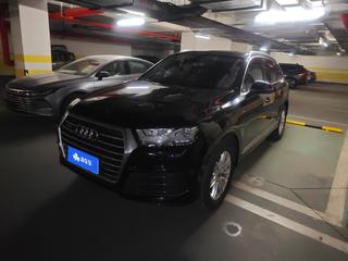 奥迪Q7 2.0T S Line运动型 