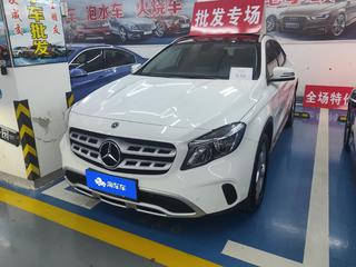 奔驰GLA 1.6T 