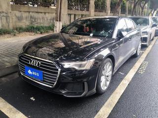 奥迪A6L 45TFSI 