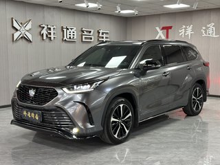 丰田皇冠陆放 2.5L 