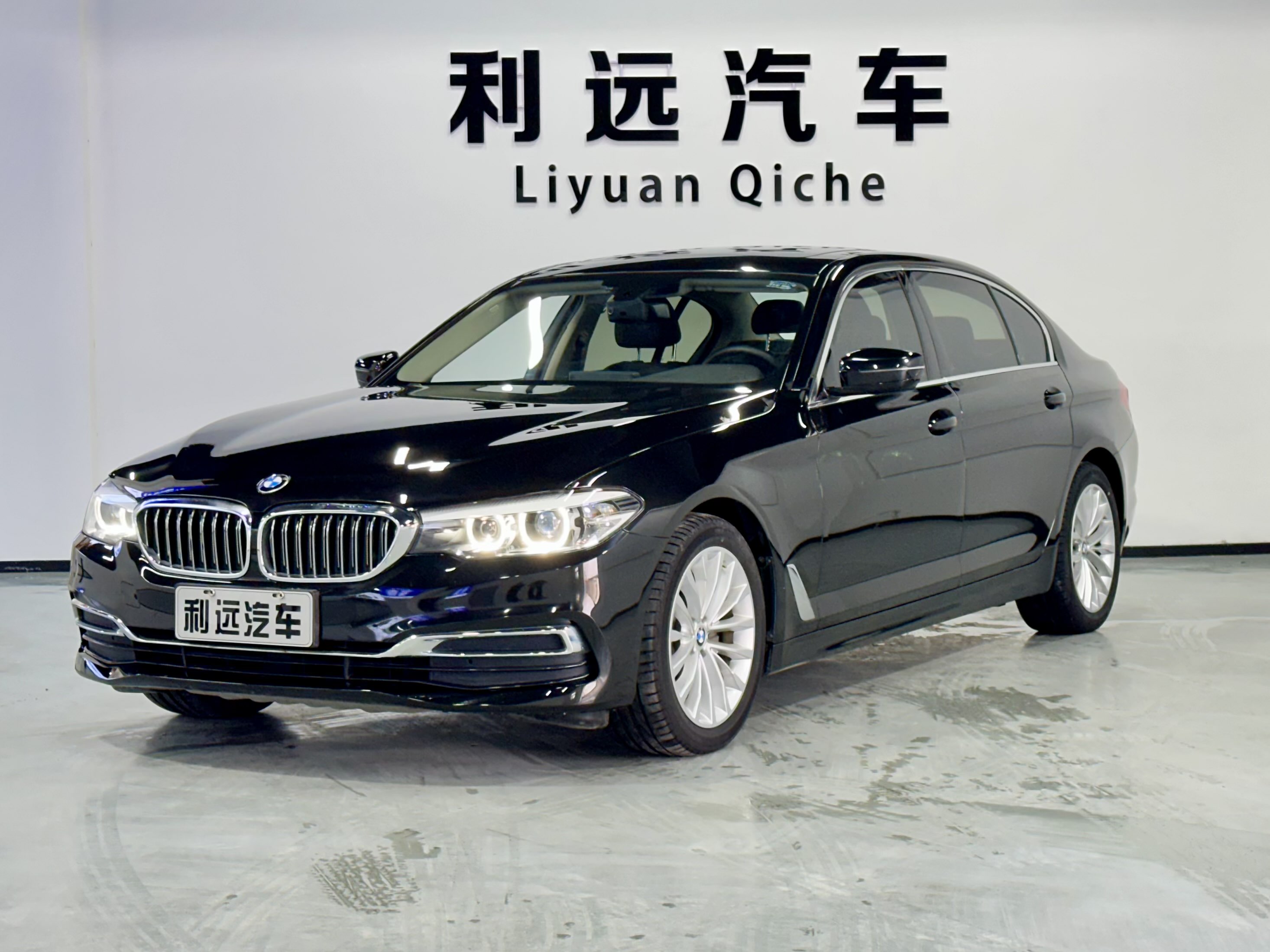 宝马5系 525Li 2019款 2.0T 自动 汽油 豪华套装改款 价格0万
