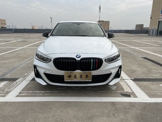 宝马1系 1.5T 