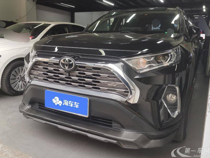 丰田RAV4 2020款 2.0L 自动 四驱 尊贵版 (国Ⅵ) 