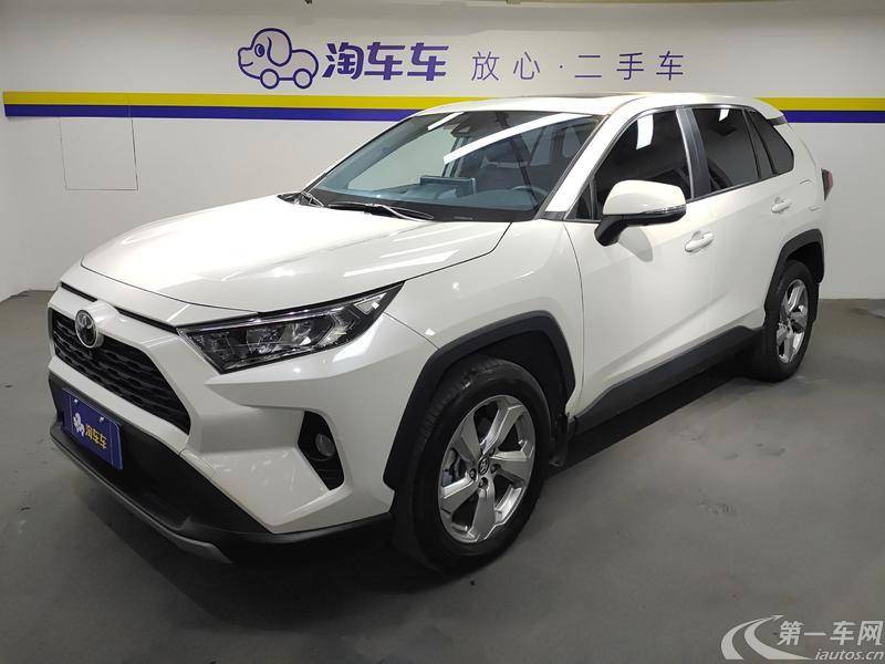 丰田RAV4 2020款 2.0L 自动 前驱 风尚PLUS版 (国Ⅵ) 