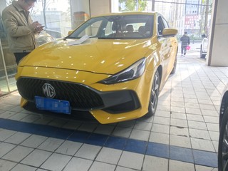 名爵5系 1.5T 