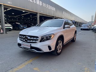 奔驰GLA 1.6T 