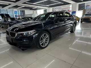 宝马5系 525Li 2.0T 自动 M运动套装 