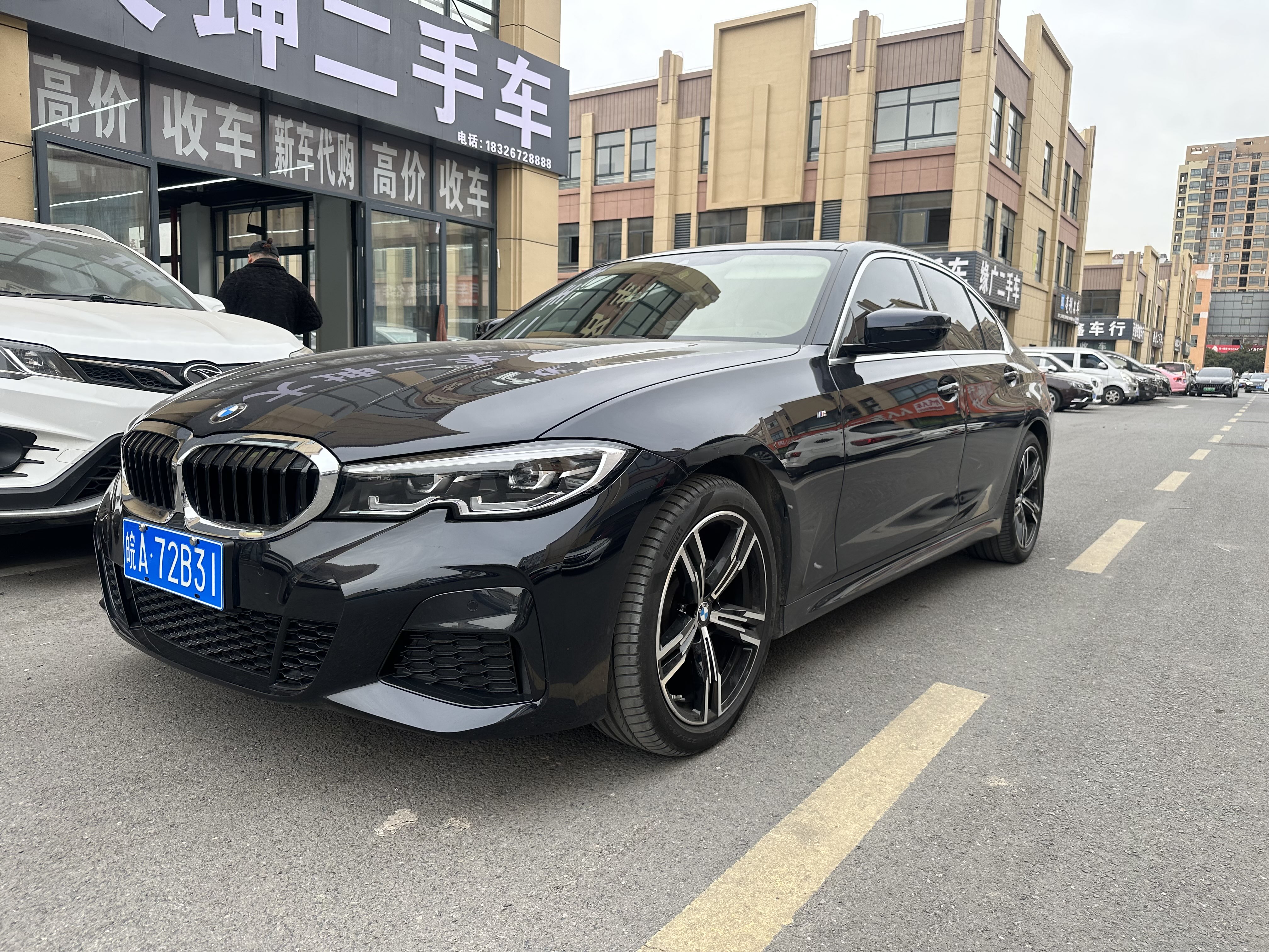 宝马3系 325i 2022款 2.0T 自动 汽油 改款M运动套装 价格0万