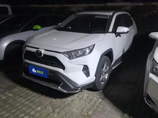 丰田RAV4 荣放 2.0L 自动 风尚PLUS版 