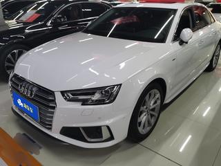 奥迪A4L 40TFSI 2.0T 自动 时尚型 