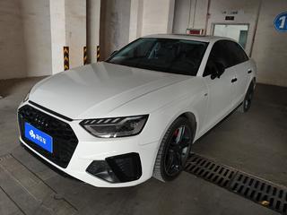 奥迪A4L 40TFSI 