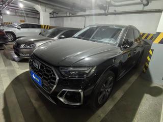 奥迪Q5L 45TFSI 2.0T 自动 改款豪华动感型 