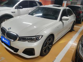 宝马3系 325i 2.0T 自动 改款M运动套装 