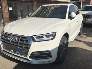 奥迪Q5L 40TFSI 2.0T 自动 荣享时尚型 