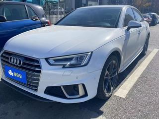 奥迪A4L 40TFSI 2.0T 自动 30周年时尚型 