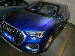 奥迪Q3 40TFSI 2.0T 自动 时尚致雅型 