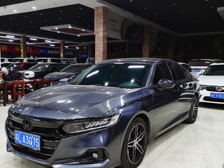 雅阁 1.5T 260TURBO幻夜·旗舰版 