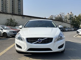 沃尔沃S60 