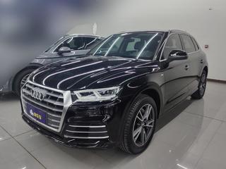 奥迪Q5L 45TFSI 2.0T 自动 尊享时尚型 