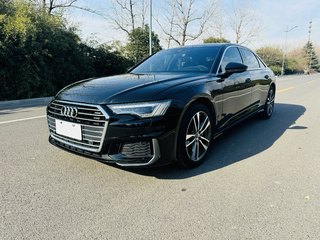 奥迪A6L 45TFSI 