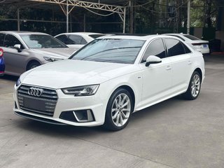 奥迪A4L 40TFSI 