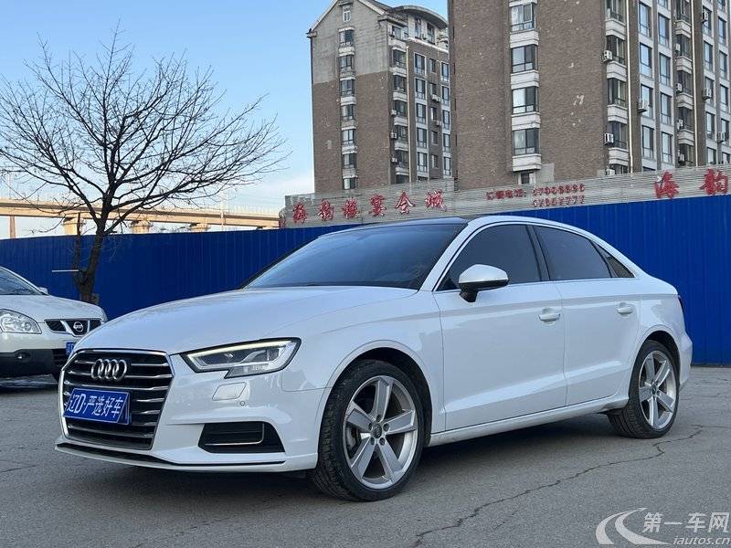 奥迪A3 35TFSI 2020款 1.4T 自动 风尚型Limousine (国Ⅵ) 