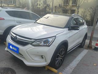 比亚迪宋EV300 自动 尊贵型 