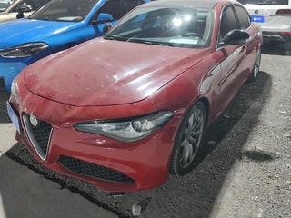 阿尔法罗密欧Giulia 2.0T 自动 精英版 