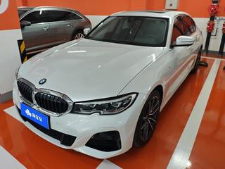 宝马3系 325Li 2.0T 自动 改款M运动套装 