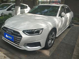 奥迪A4L 40TFSI 2.0T 自动 quattro豪华致雅型 