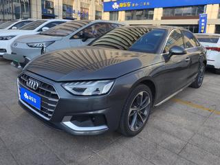 奥迪A4L 40TFSI 2.0T 自动 时尚致雅型 