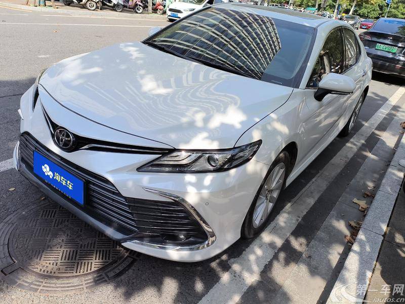 丰田凯美瑞 2021款 2.0L 自动 豪华版 (国Ⅵ) 
