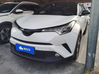丰田C-HR 2.0L 自动 天窗领先版 
