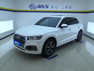 奥迪Q5L 40TFSI 2.0T 自动 荣享时尚型 