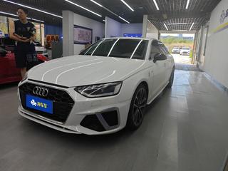 奥迪A4L 45TFSI 2.0T 自动 quattro臻选动感型 