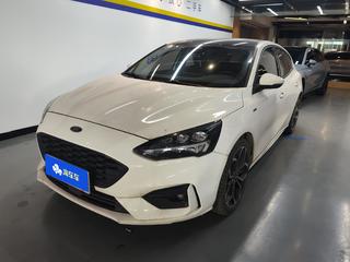 福特福克斯 1.5T 自动 ST Line 