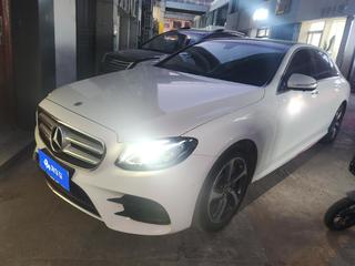 奔驰E级 E300L 2.0T 自动 运动豪华型改款 