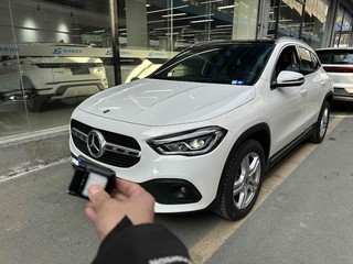 奔驰GLA 1.3T 