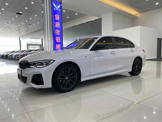 宝马3系 325Li 2.0T 自动 M运动曜夜套装 