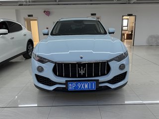 玛莎拉蒂Levante 3.0T 