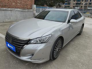 丰田皇冠 2.0T 自动 运动版 